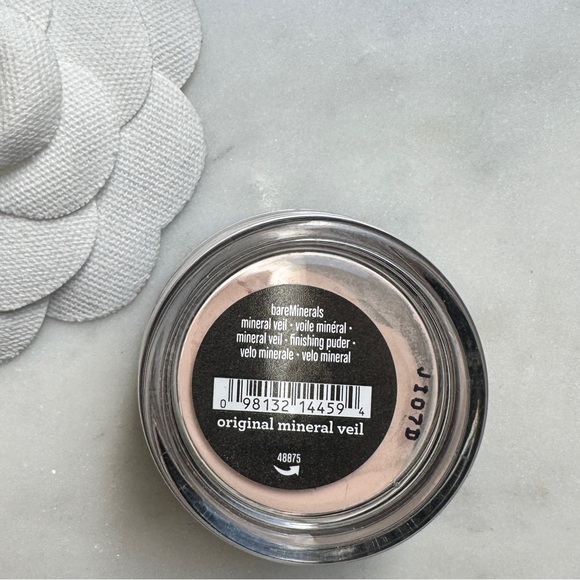 Bare Minerals Mineral Veil Small Size - Picture 5 of 7